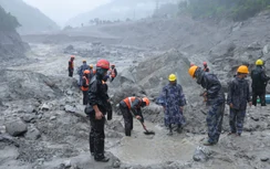 Gần một tuần sau trận lũ Himalaya: 1.000 người thiệt mạng, công tác khắc phục gặp khó