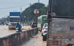 Vì sao quốc lộ 37, đoạn qua khu công nghiệp Đình Trám Bắc Ninh cứ mưa là ngập?