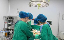 Tưởng tăng cân, một phụ nữ bất ngờ phát hiện khối u xơ tử cung nặng 6kg