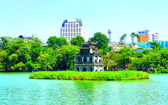 Giữ hồn cốt di sản không gian hồ Gươm