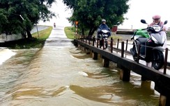Ninh Bình: Mưa lớn kéo dài, hơn 300 học sinh nghỉ học, hàng nghìn hộ dân bị ảnh hưởng
