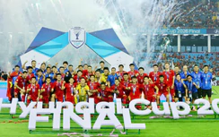 Hai ngôi sao Việt kiều mới toanh được gọi lên tuyển Việt Nam dự FIFA ASEAN Cup 2026