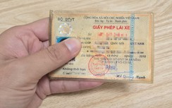 Đà Nẵng khuyến khích đổi GPLX mô tô từ giấy sang vật liệu PET