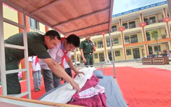 Xúc động tiết học đặc biệt ở  trường nội trú liên cấp nơi biên giới Xứ Lạng