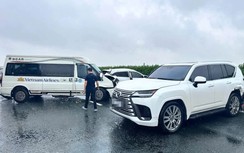 Tạm giữ hình sự tài xế ô tô Lexus dừng giữa cao tốc, khiến hai xe khác đâm dồn toa