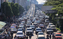 Nhiều tuyến đường Hà Nội ùn ứ kéo dài trong sáng đầu tiên sau kỳ nghỉ 2/9