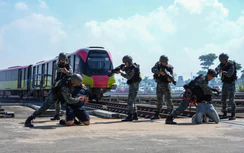 Những tình huống “nghẹt thở” trong cuộc diễn tập trên metro Hà Nội