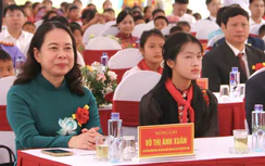 Phó Chủ tịch nước Võ Thị Ánh Xuân dự lễ khai giảng ở Sơn La