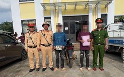Sơn La: Nam thiếu niên bốc đầu xe máy bị tịch thu phương tiện