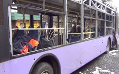 Đấu pháo, tên lửa rung chuyển Đông Ukraine