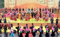 140 già làng góp mặt trong Sắc Xuân trên mọi miền Tổ quốc