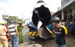 Nổ xe bồn chở xăng dầu, hai người bị thương, chục nhà hư hỏng