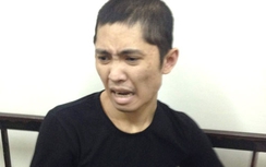 Gặp 141, nam thanh niên đạp cửa xe bỏ chạy