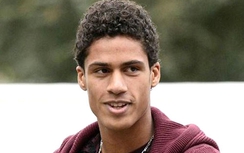 Chelsea bạo chi mua trung vệ Real