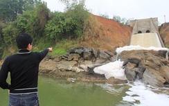 Công ty giấy “bức tử” sông Lô chây ì trách nhiệm