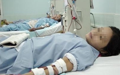 Ùn ùn nhập viện vì thời tiết nồm, mưa ẩm