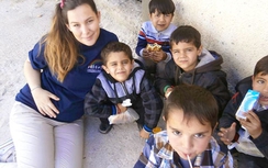 Syria: Cứu giúp một thế hệ mới sau 4 năm nội chiến