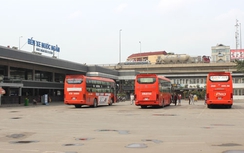 Khốn đốn bến xe tư nhân đầu tiên ở Hà Nội