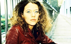 Ca sĩ Bỉ lưu diễn Việt Nam