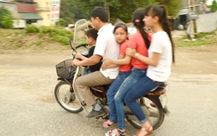 Cách nào đẩy lùi TNGT ở nông thôn, miền núi?