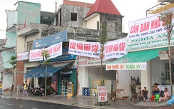 “Bóc mẽ” chiêu trò rao bán nhà cạnh cầu vượt 3 tầng