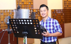 Đức Tuấn làm liveshow nhạc đỏ miễn phí