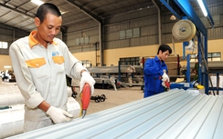 Nghỉ lễ dài ngày, doanh nghiệp “méo mặt”