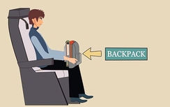 Ngủ ngon trên máy bay nhờ “ghế ôm”