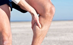 Chuột rút bắp chân không hẳn vì nghề báo