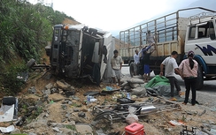 Tình người lay chuyển phong tục cổ hủ trên đèo Lò Xo