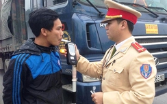 Qua Ninh Bình, tài xế hết dám uống rượu, bia