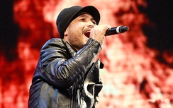 Nghĩ về đôi bàn tay thắp lửa