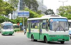 Hỗ trợ 2.000 vé xe buýt, vé Hội hoa xuân cho công nhân TP.HCM