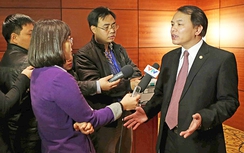 Đại hội bỏ phiếu kín quyết định những đồng chí xin rút