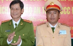 CSGT linh hoạt chữa cháy, cứu xe dưa