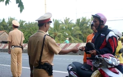 Đề nghị khen thưởng 6 tập thể đảm bảo ATGT dịp Tết