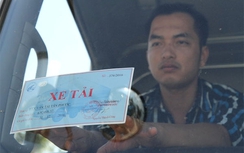 Hà Nội xử lý xe tải không gắn phù hiệu