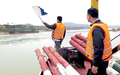 “Lính” điều tiết canh ghềnh đá sông Lô