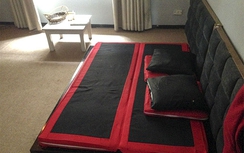 Bùng nổ quán cà phê phim biến tướng