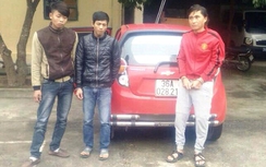 “Lật mặt” kẻ vờ bị bệnh để giấu ma túy