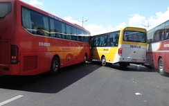 Khi lái xe khách hành xử như côn đồ