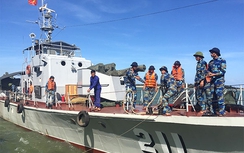 Nỗ lực tìm kiếm hai phi công và Su-30MK2 mất tích xuyên đêm