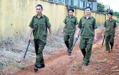 Lo ngại Công an xã chỉ cần tốt nghiệp tiểu học