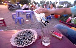 Cấp bách kiểm soát kinh doanh rượu bia