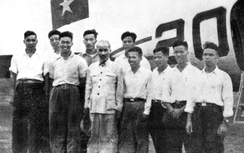 Ký ức cảm động về những chuyến bay chở Bác Hồ