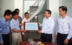 Đoàn kết, bền chí bảo vệ Trường Sa