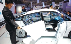 Ô tô nhập khẩu nguyên chiếc tăng 40%