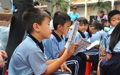 Thí điểm lớp học ngoại khóa về ATGT cho học sinh