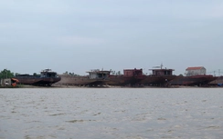 Lọt phương tiện thủy không đăng kiểm từ xưởng sản xuất