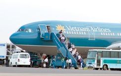 Trục xuất khách Trung Quốc ăn cắp trên máy bay